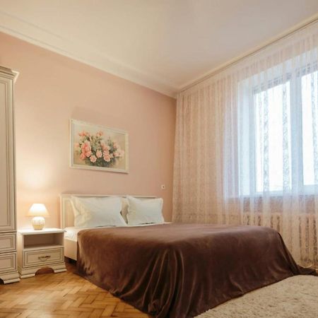 Apartment On Lenina 9 Минск Екстериор снимка