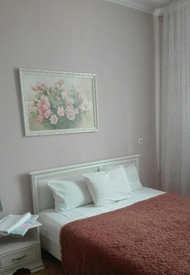 Apartment On Lenina 9 Минск Екстериор снимка