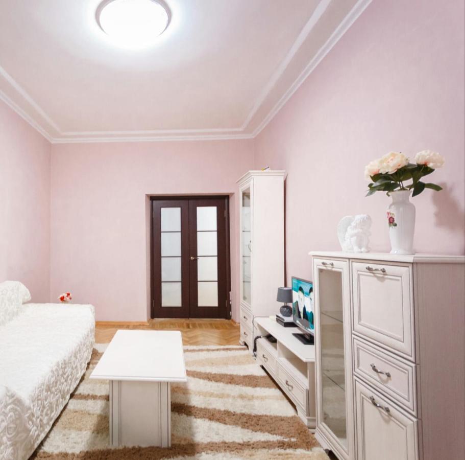 Apartment On Lenina 9 Минск Екстериор снимка