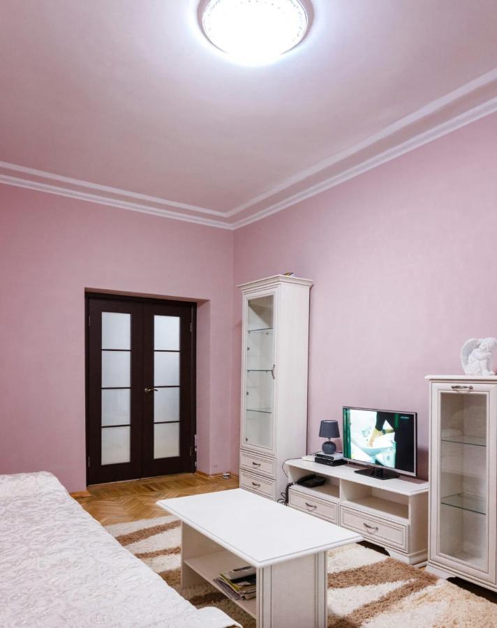 Apartment On Lenina 9 Минск Екстериор снимка
